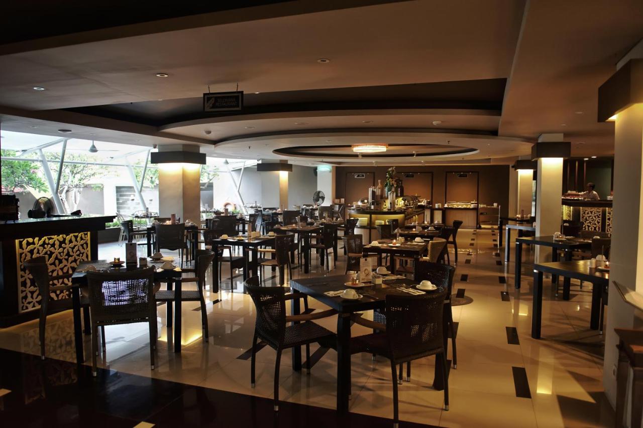 The Kana Kuta Hotel Εξωτερικό φωτογραφία