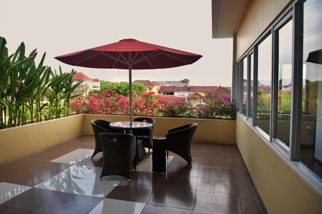 The Kana Kuta Hotel Εξωτερικό φωτογραφία