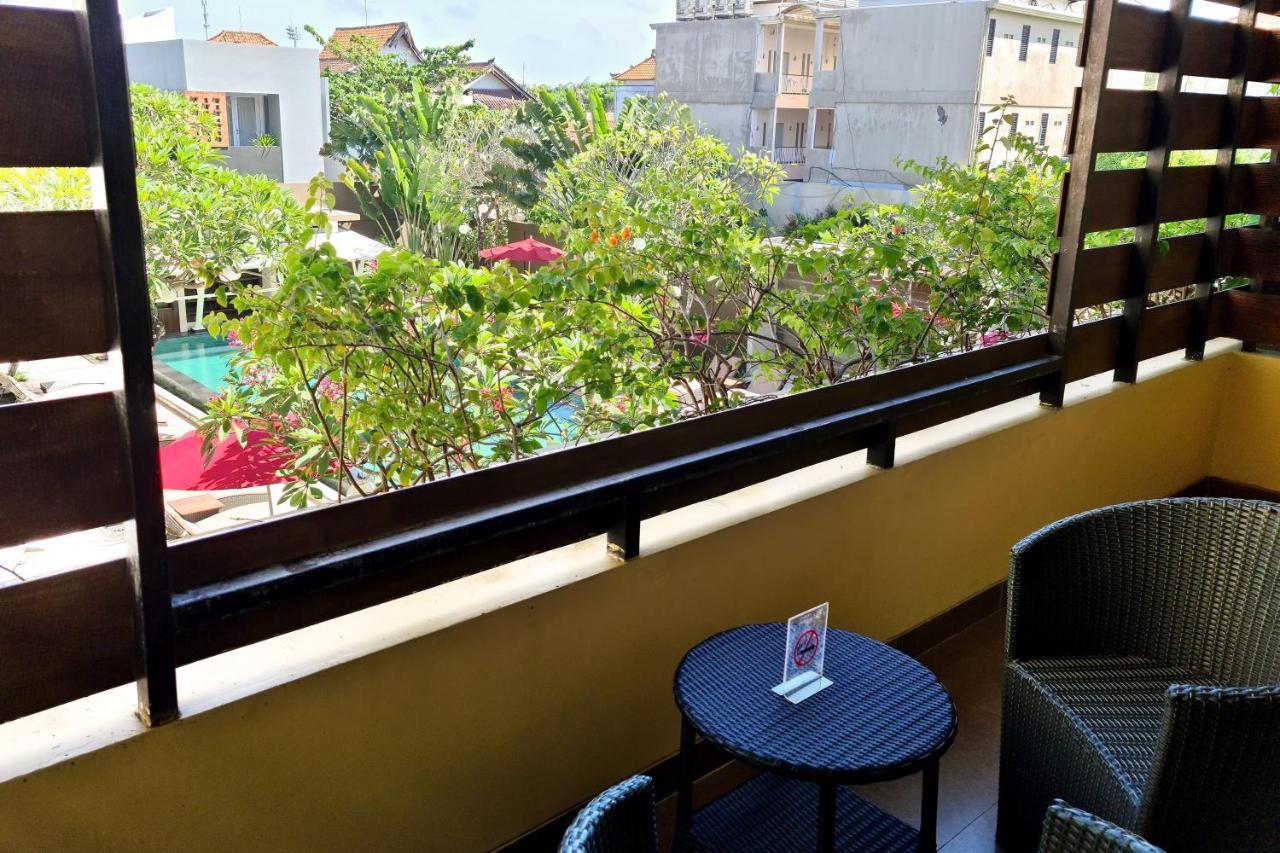 The Kana Kuta Hotel Εξωτερικό φωτογραφία