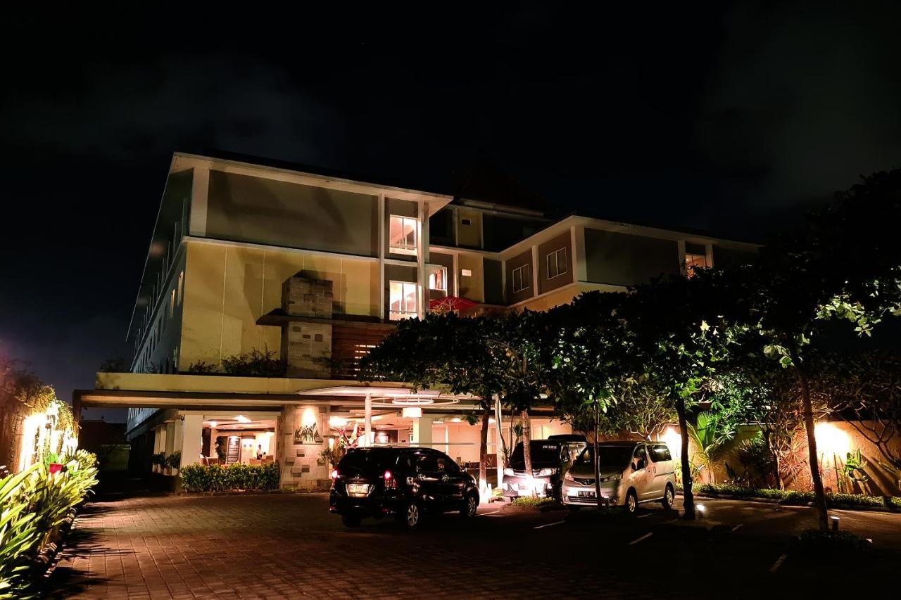 The Kana Kuta Hotel Εξωτερικό φωτογραφία